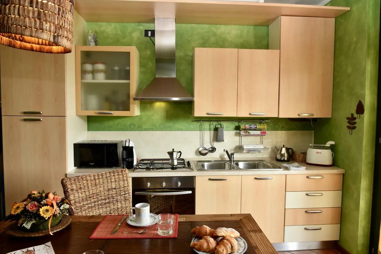 Holiday Apartment Albachiara タヴェルノラ・ベルガマスカ イタリア