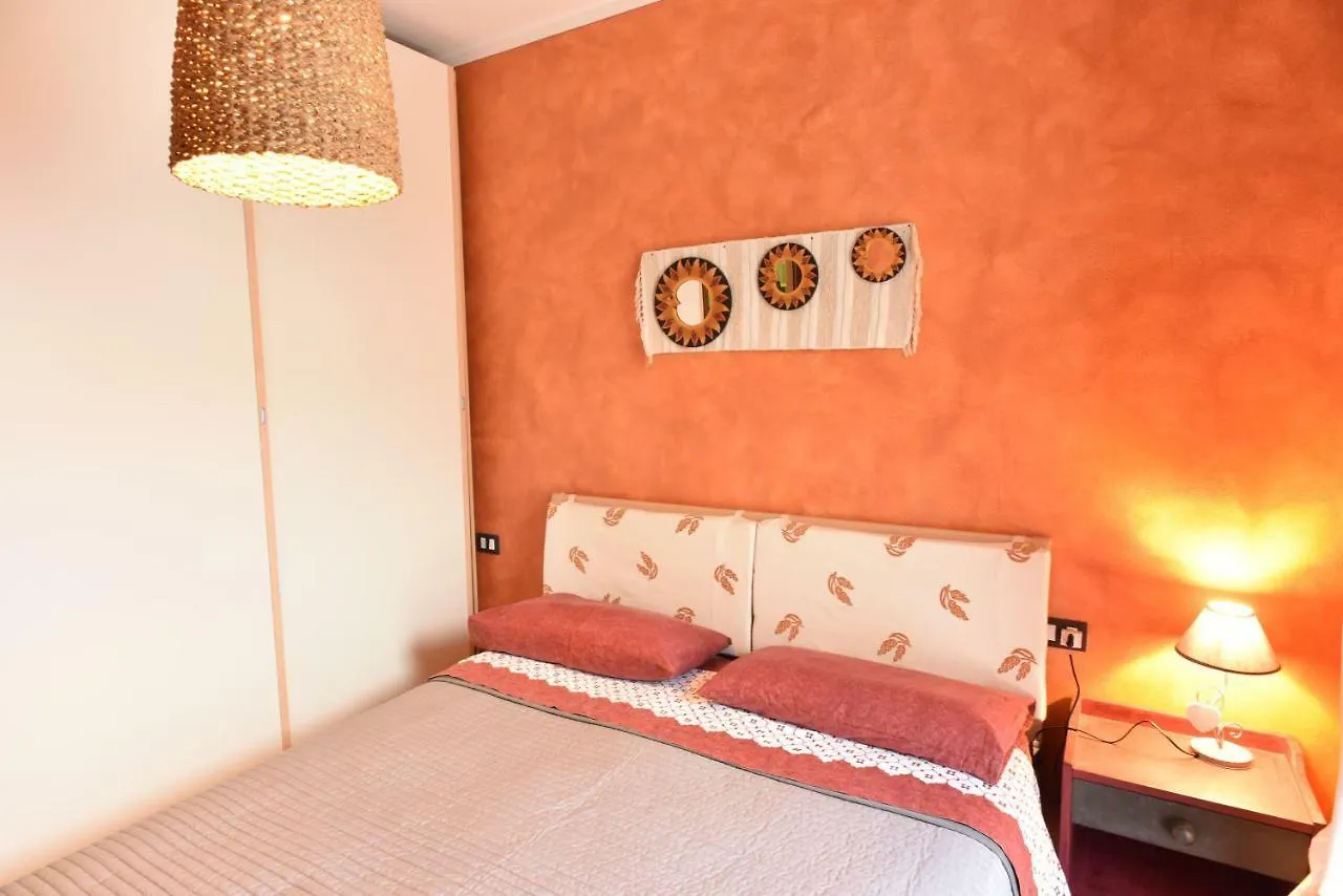 Holiday Apartment Albachiara タヴェルノラ・ベルガマスカ